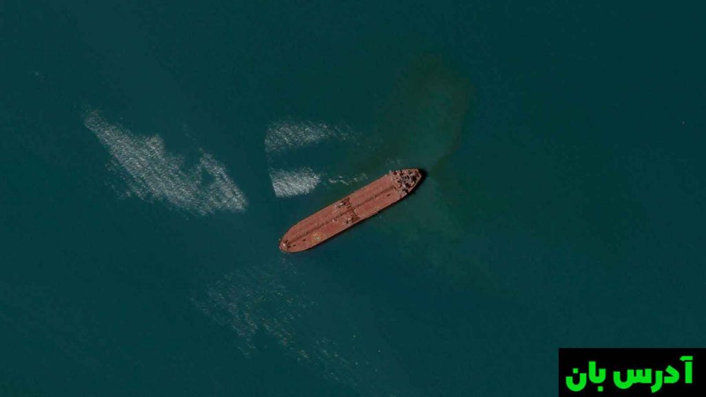 تصاویر ماهواره ای نفتکش هایی که بندرعباس را تصرف کرده است نشان می دهد